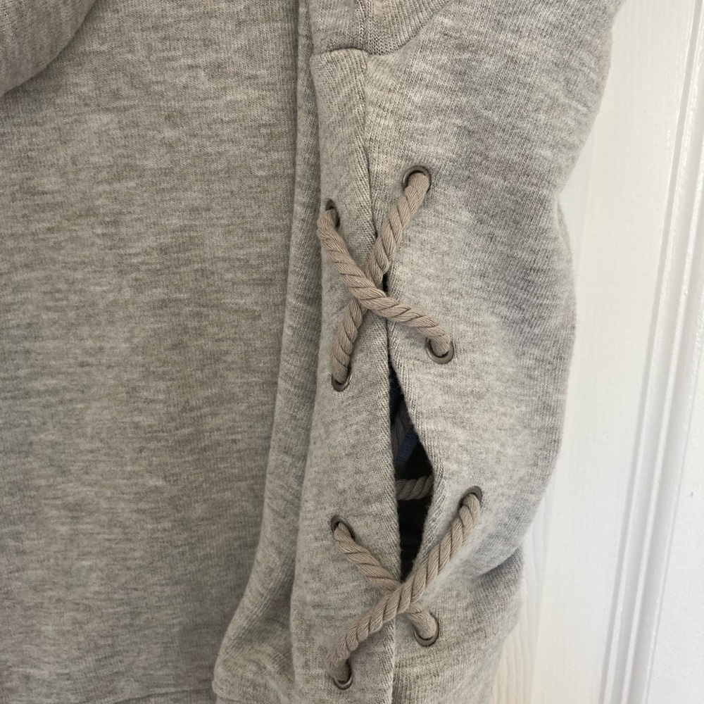 CUTE & COMFY & CASHMERE ?! - Picture 3 of 3